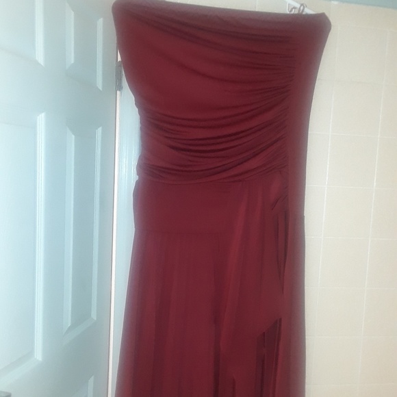 Dress - Picture 3 of 3
